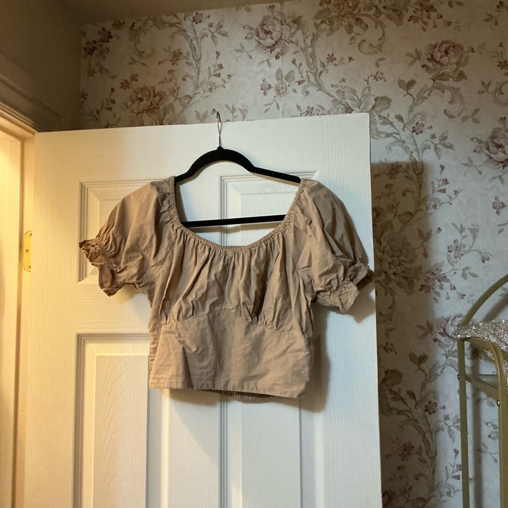 Stylish Tan Puff Sleeve Crop Top